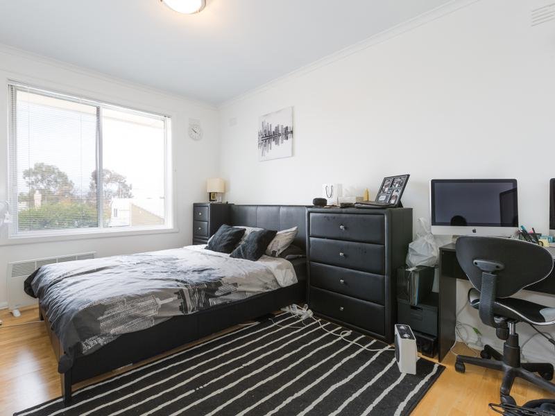 9 / 21 Bellairs Avenue SEDDON - Residential for sale
