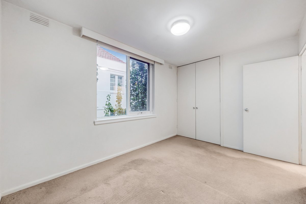 9 / 210 Domain Road SOUTH YARRA - Residential for lease