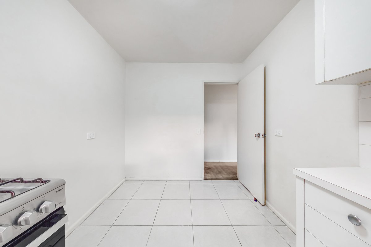 9 / 210 Domain Road SOUTH YARRA - Residential for lease