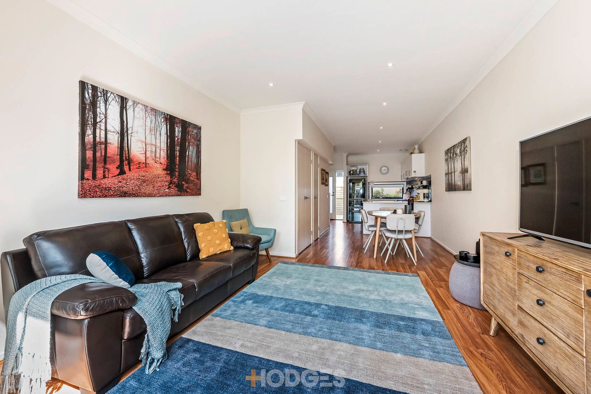 9 / 235 Wickham Road Moorabbin - Residential for sale