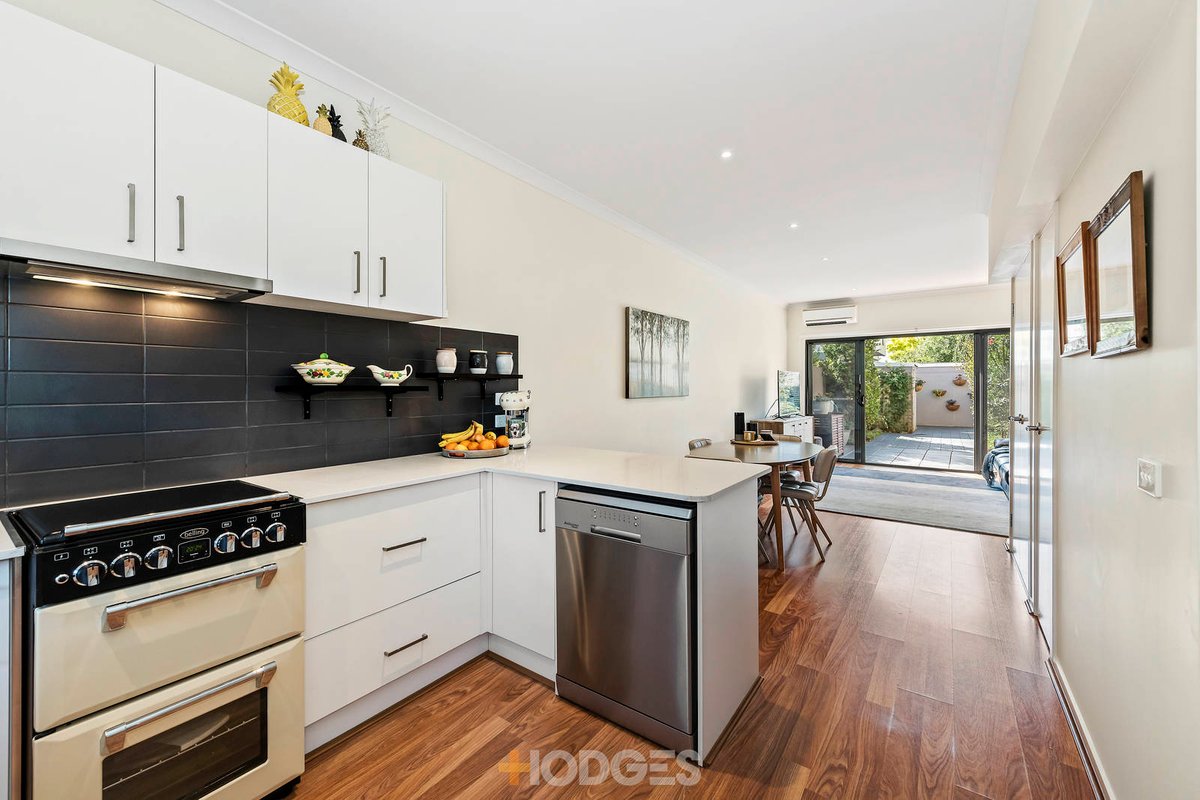 9 / 235 Wickham Road Moorabbin - Residential for sale