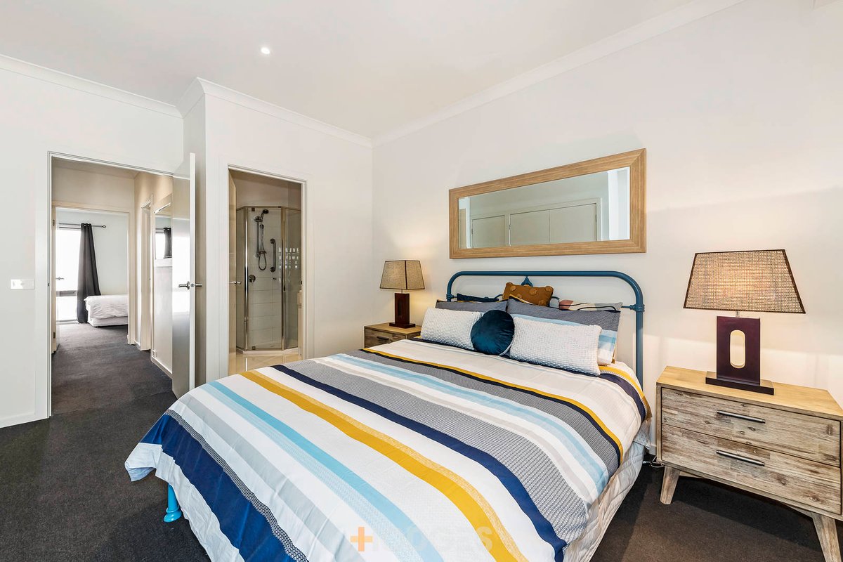 9 / 235 Wickham Road Moorabbin - Residential for sale