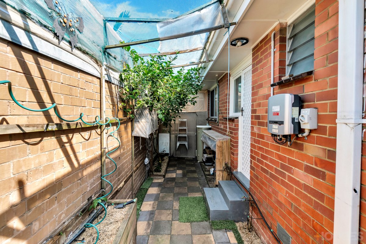 9 / 2b Latrobe Street Mentone - Residential for sale