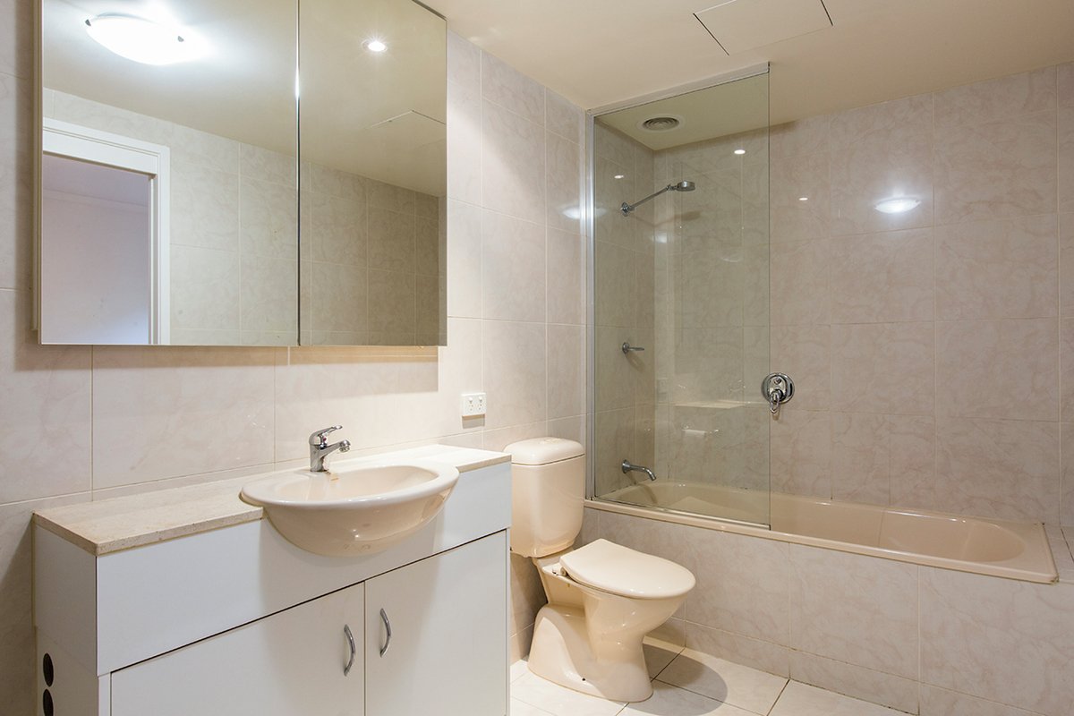 9 / 300 High Street PRAHRAN - Residential for lease