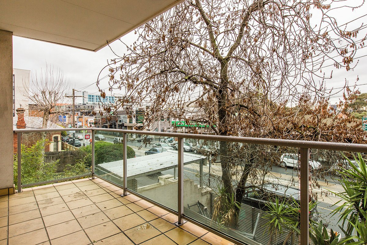 9 / 300 High Street PRAHRAN - Residential for lease