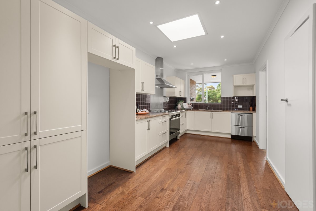 9 / 31 Dickens Street Elwood - Residential for sale