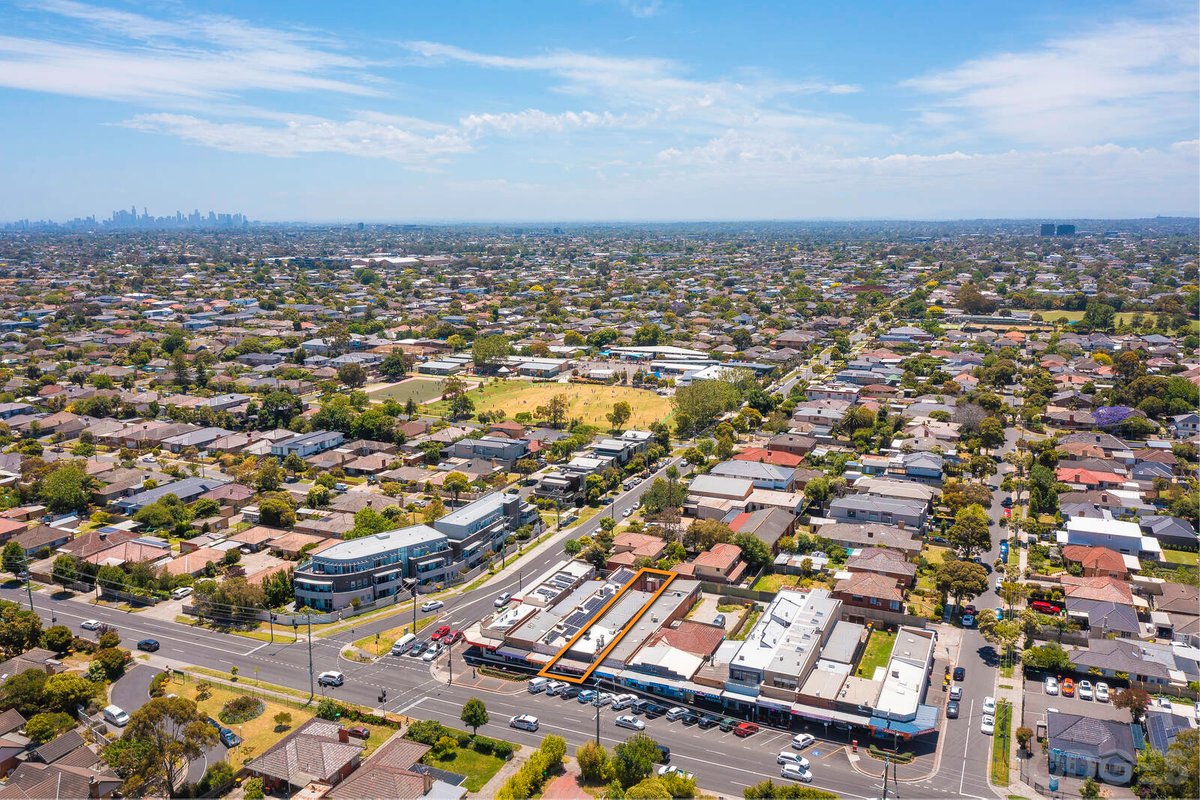 935 & 935a Centre Road Bentleigh East property