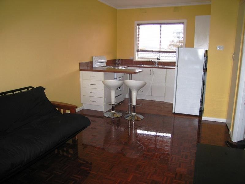 9 / 35 Kingsville Street KINGSVILLE - Residential for sale
