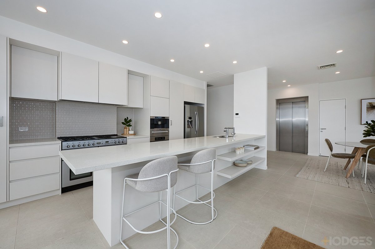 9 / 35 Willis Street Hampton - Residential for sale