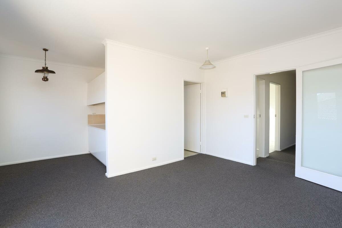 9 / 379 Dandenong Road ARMADALE - Residential for lease