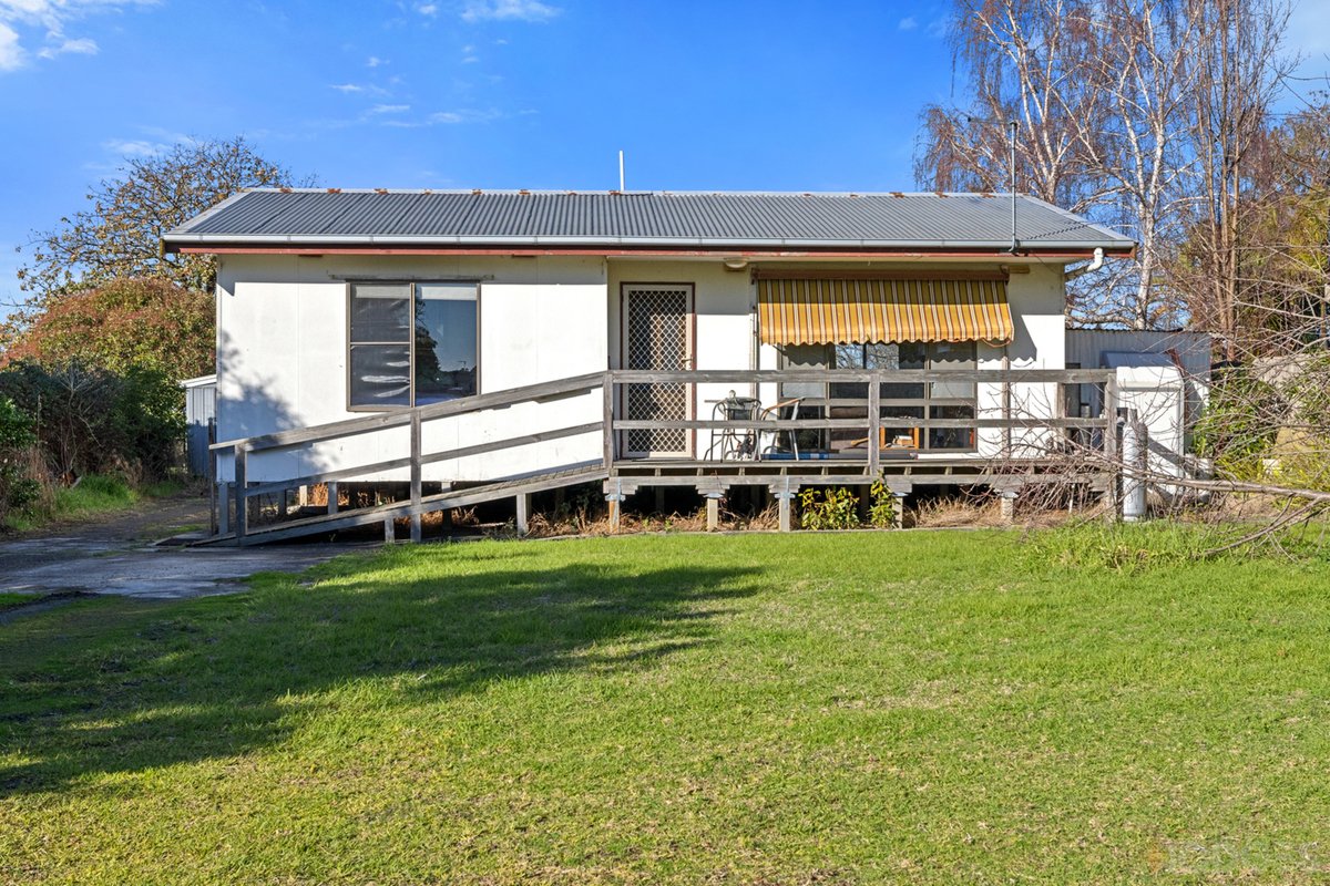 94 Bayview Avenue Tenby Point - Residential for sale