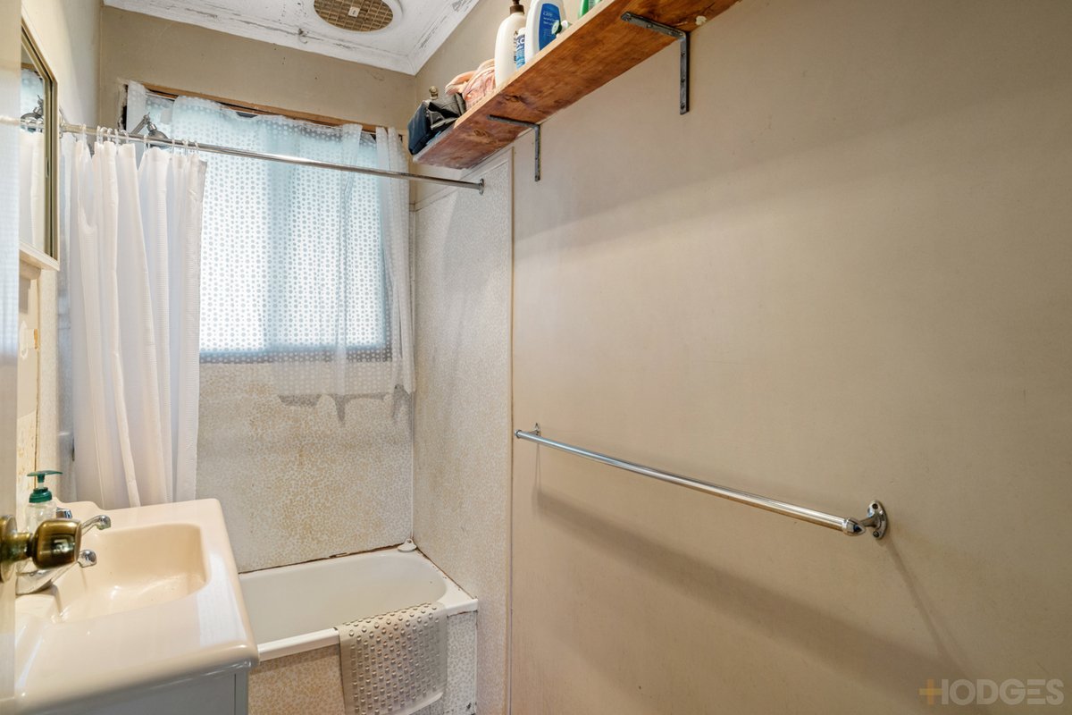 94 Bayview Avenue Tenby Point - Residential for sale