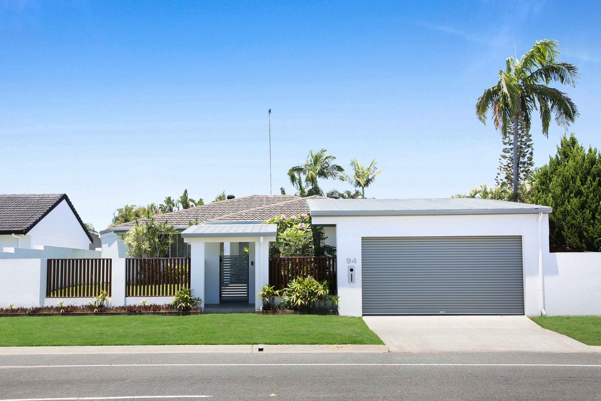 94 Rumrunner Street, Mermaid Waters QLD 4218