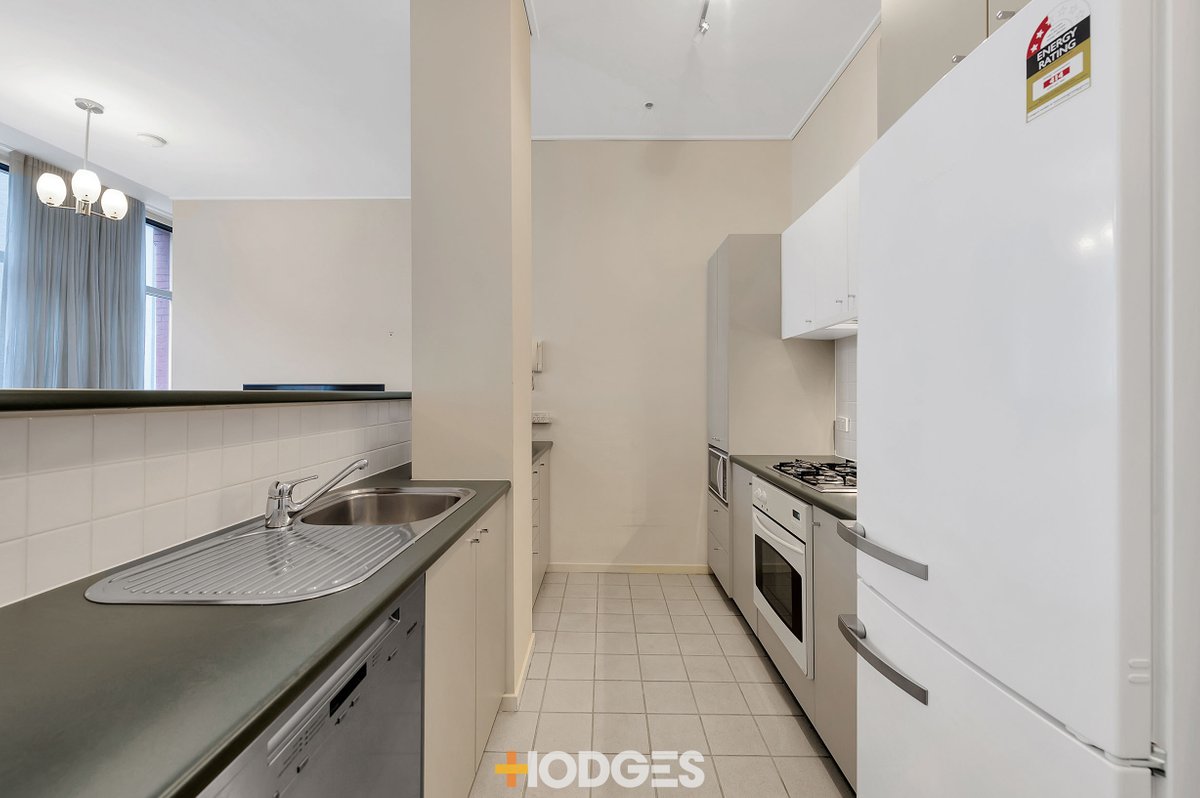 9 / 562 Little Bourke Street MELBOURNE - Residential for sale