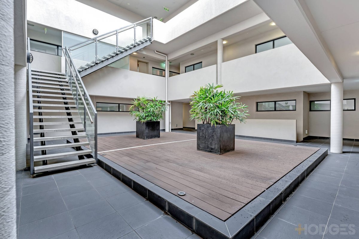 9 / 573 Glen Huntly Road Elsternwick - Residential for sale