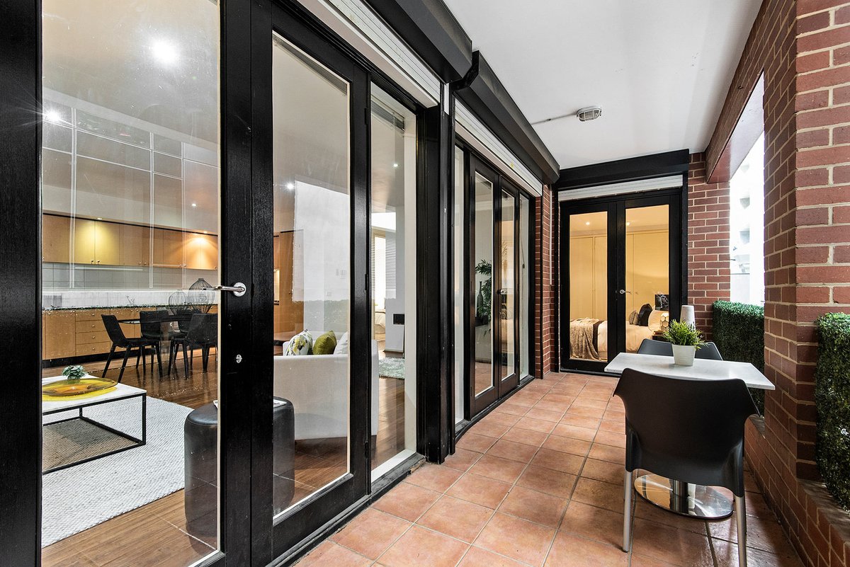 9 / 6 Anthony Street MELBOURNE - Residential for sale