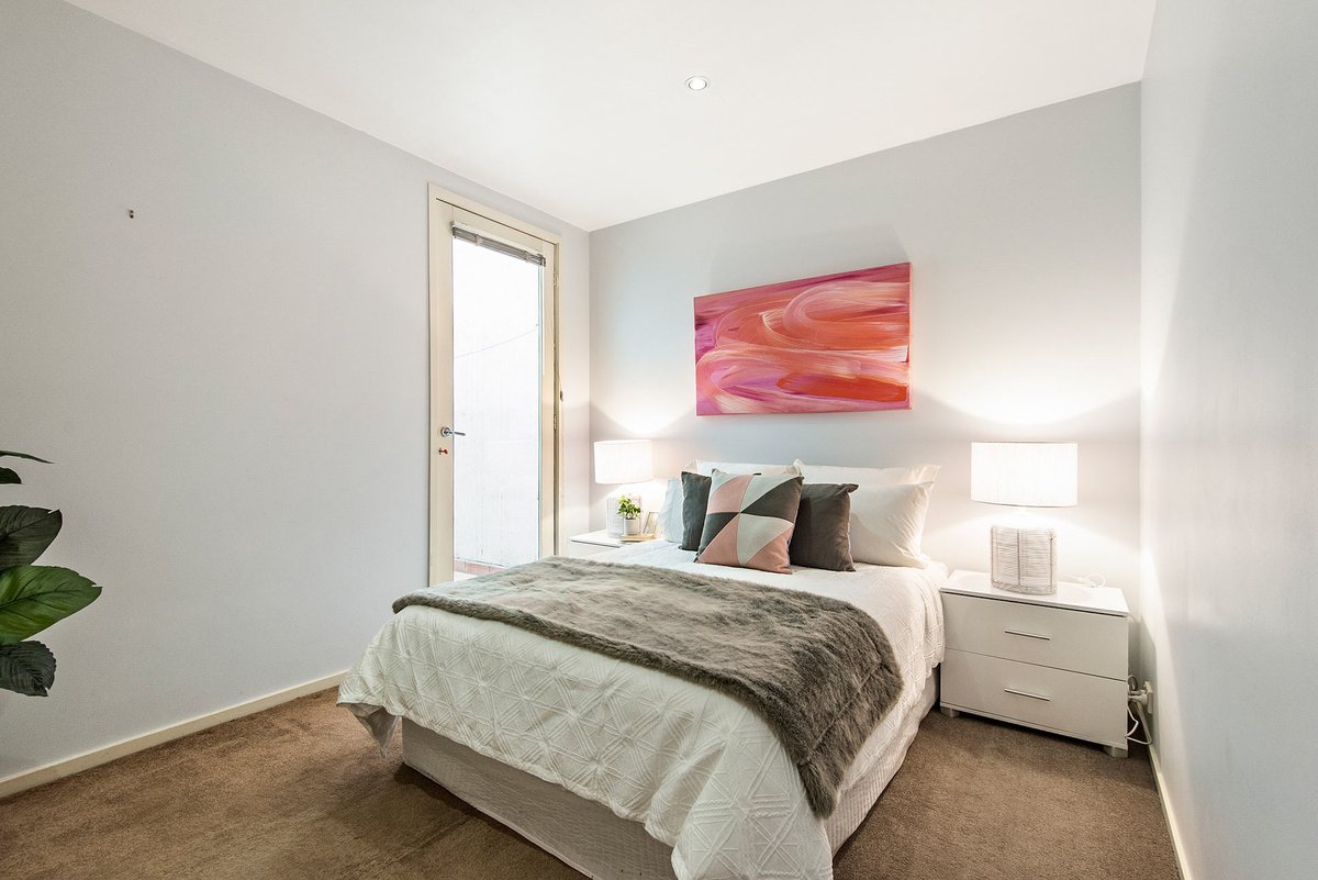 9 / 6 Anthony Street MELBOURNE - Residential for sale