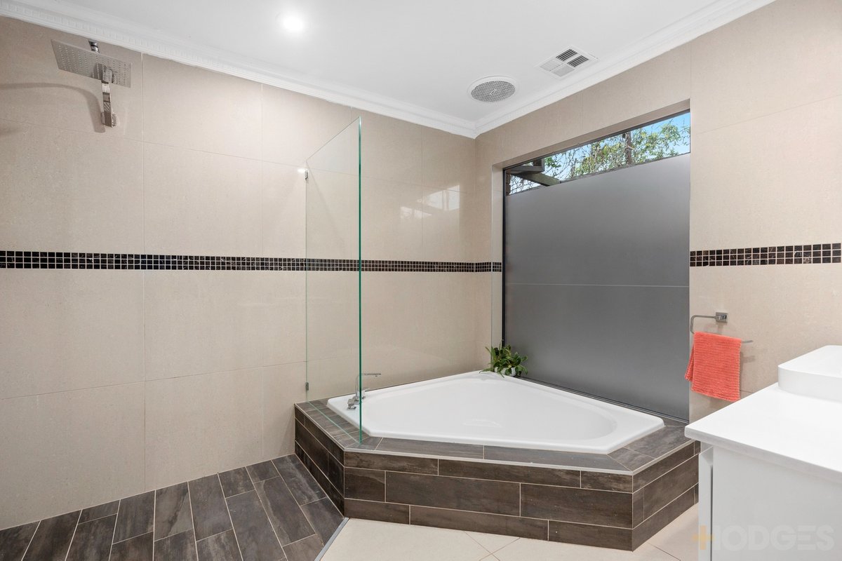96 Oak Street Beaumaris - Residential for sale