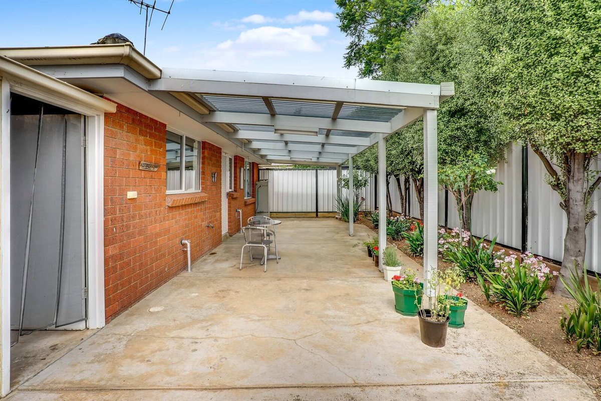 9 / 66 Duncans Road Werribee - Residential for sale