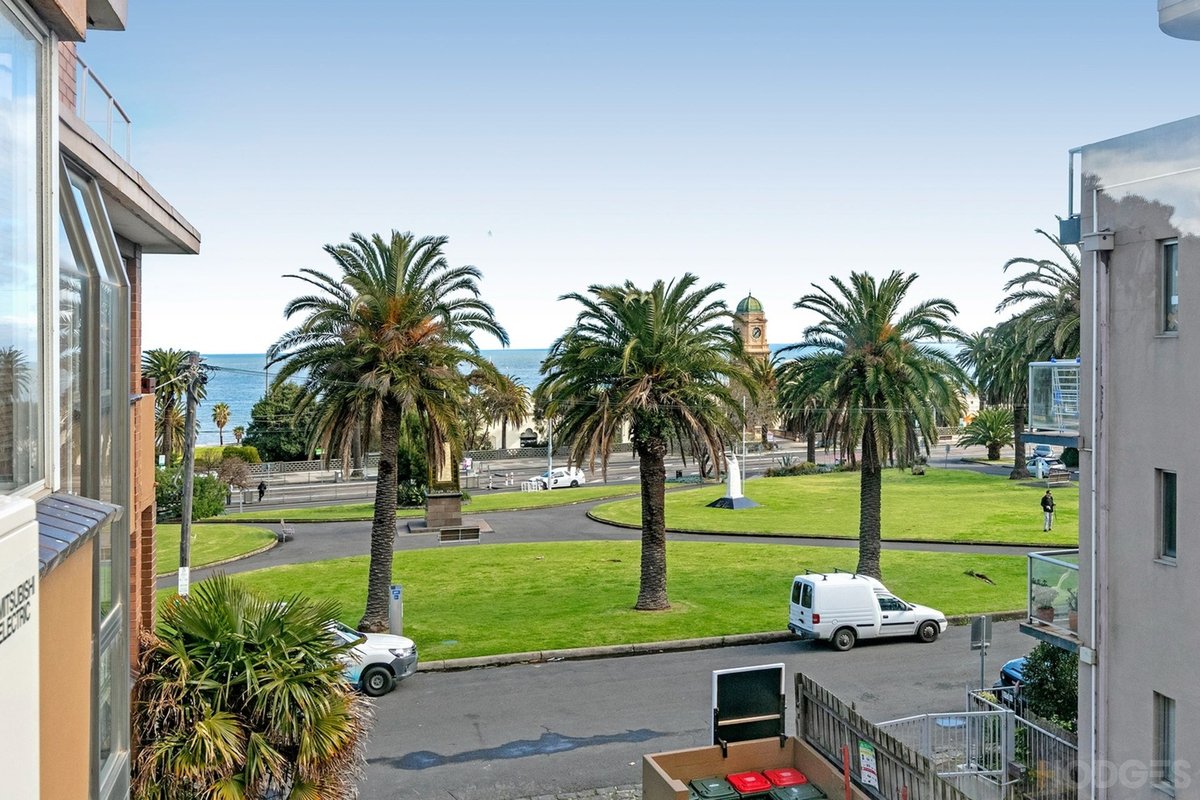 9 / 7 Alfred Square St Kilda - Residential for sale
