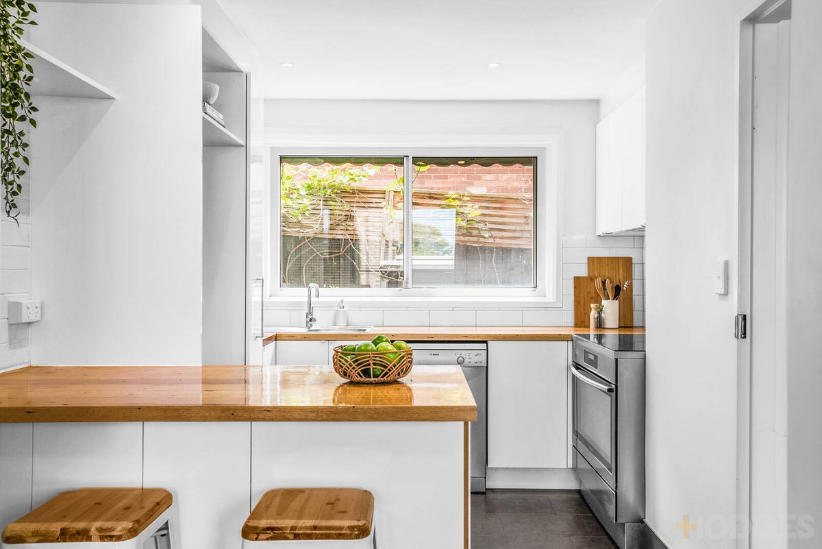 9 / 7 Davies Street Mentone - Residential for sale
