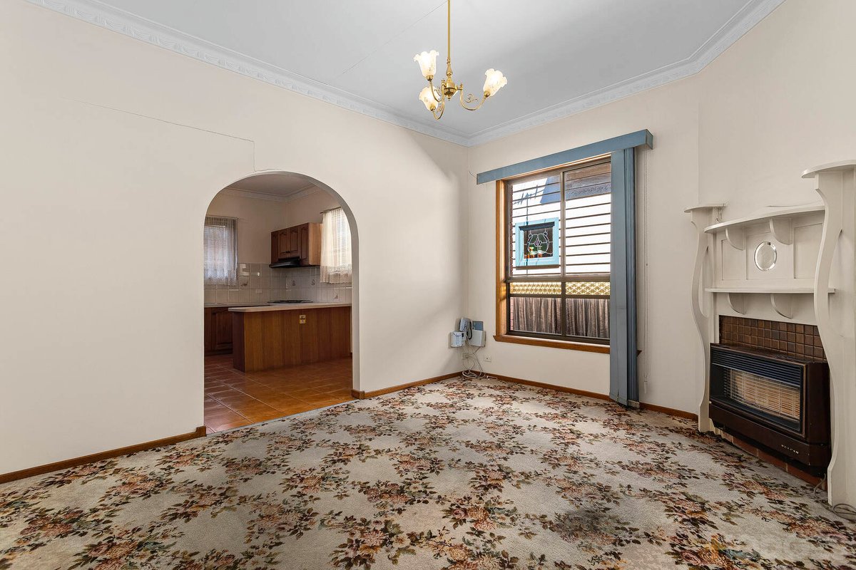 97 Queensville Street Kingsville - Residential for sale