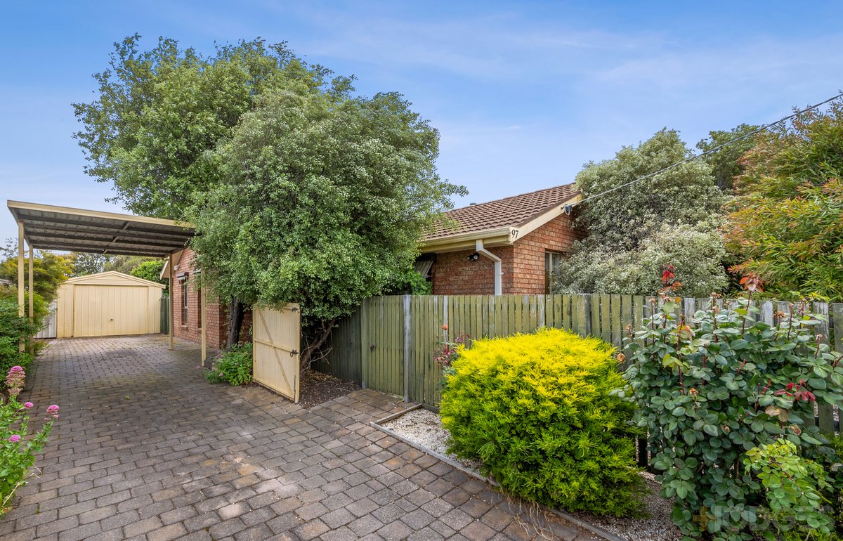 97 Solar Drive Whittington - Residential for sale