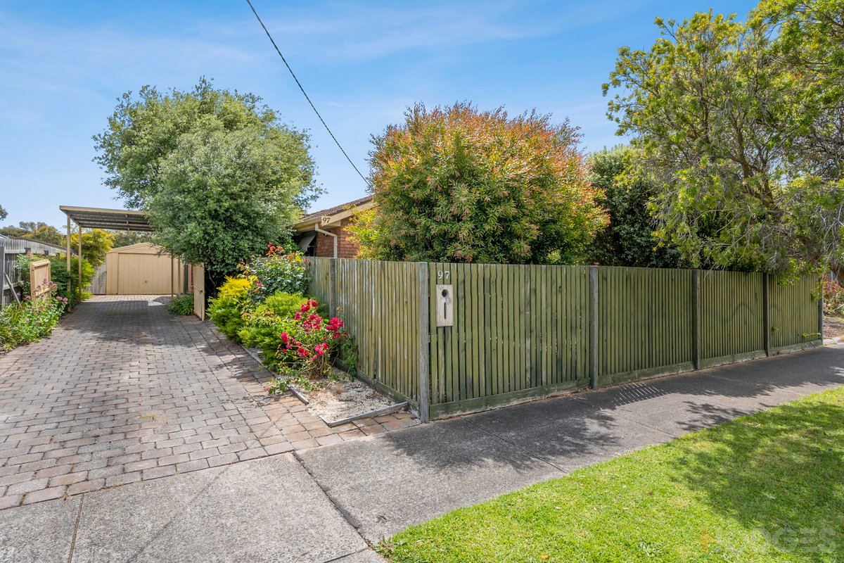 97 Solar Drive Whittington - Residential for sale