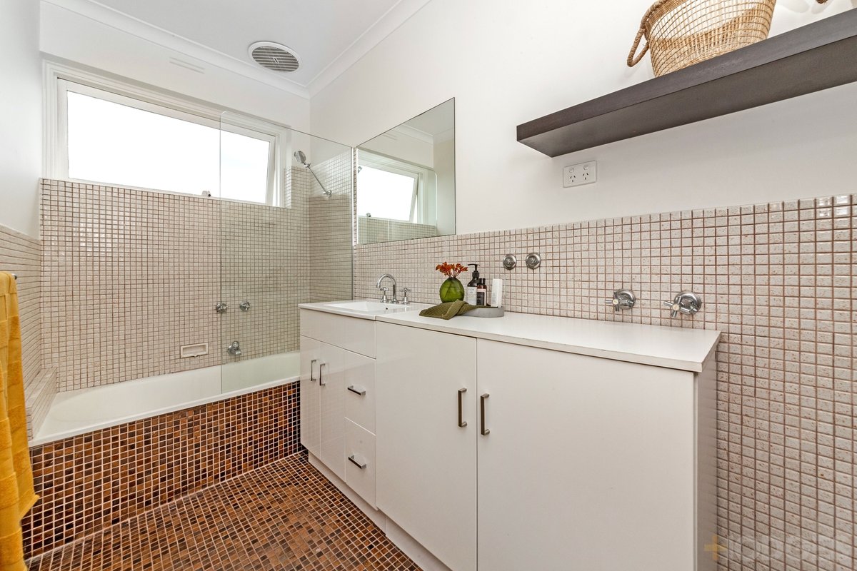 9 / 76 Bay Road Sandringham - Residential for sale