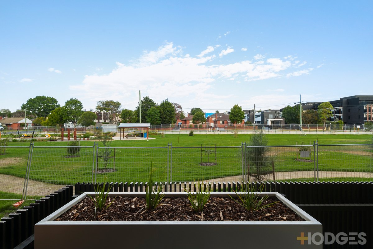 G9/8 Bottlebrush Walk, Highett - Residential for sale