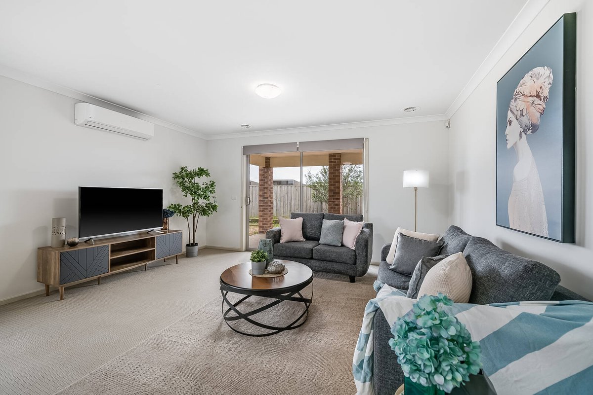 98 Chapman Drive Wyndham Vale - Residential for sale