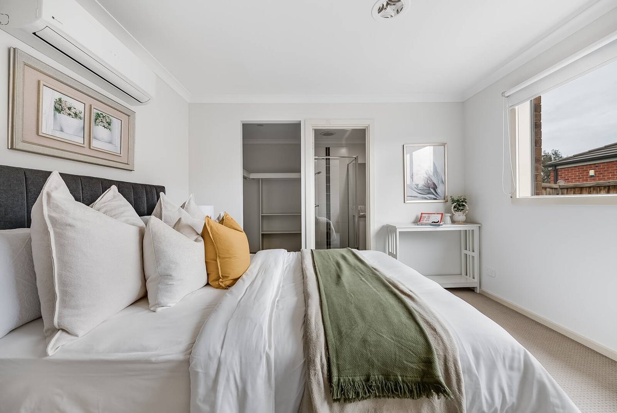 98 Chapman Drive Wyndham Vale - Residential for sale