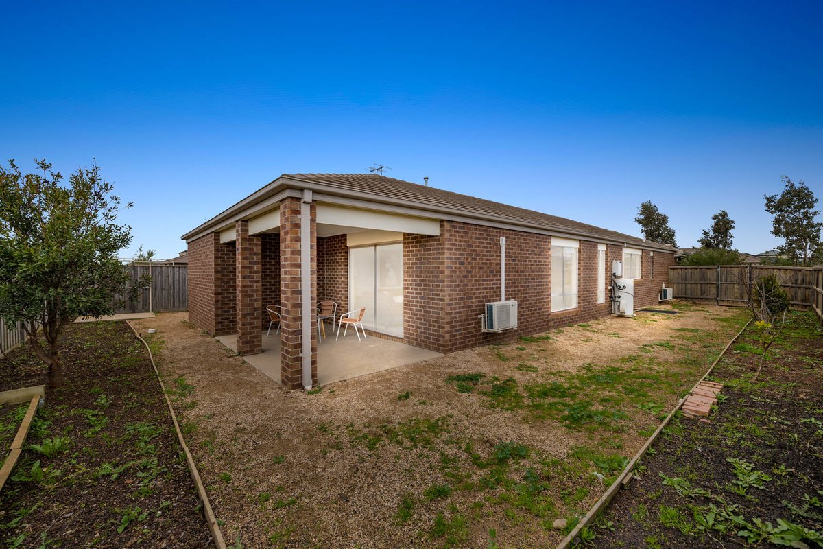 98 Chapman Drive Wyndham Vale - Residential for sale