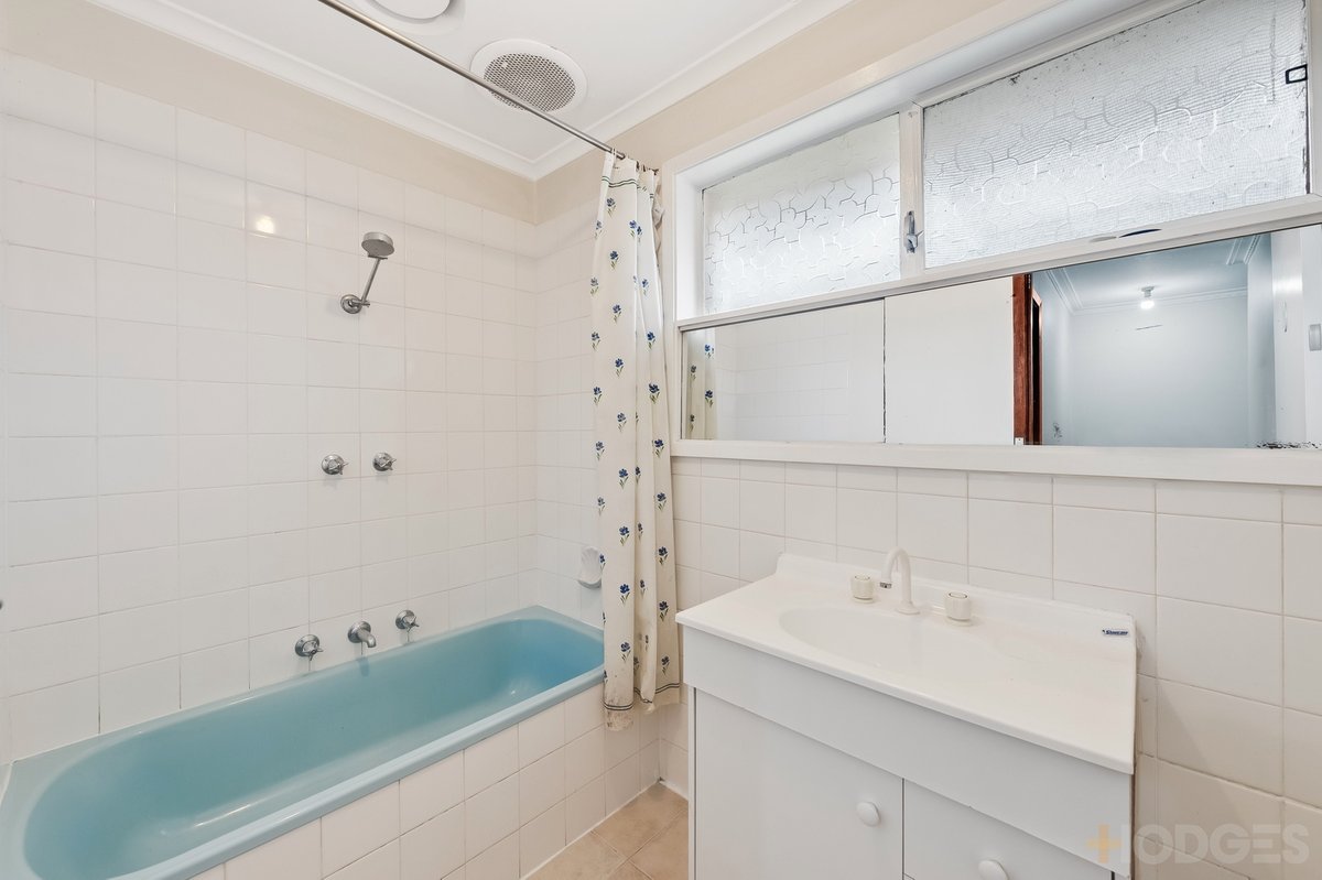 9 / 9-11 Milone Court Werribee - Residential for sale