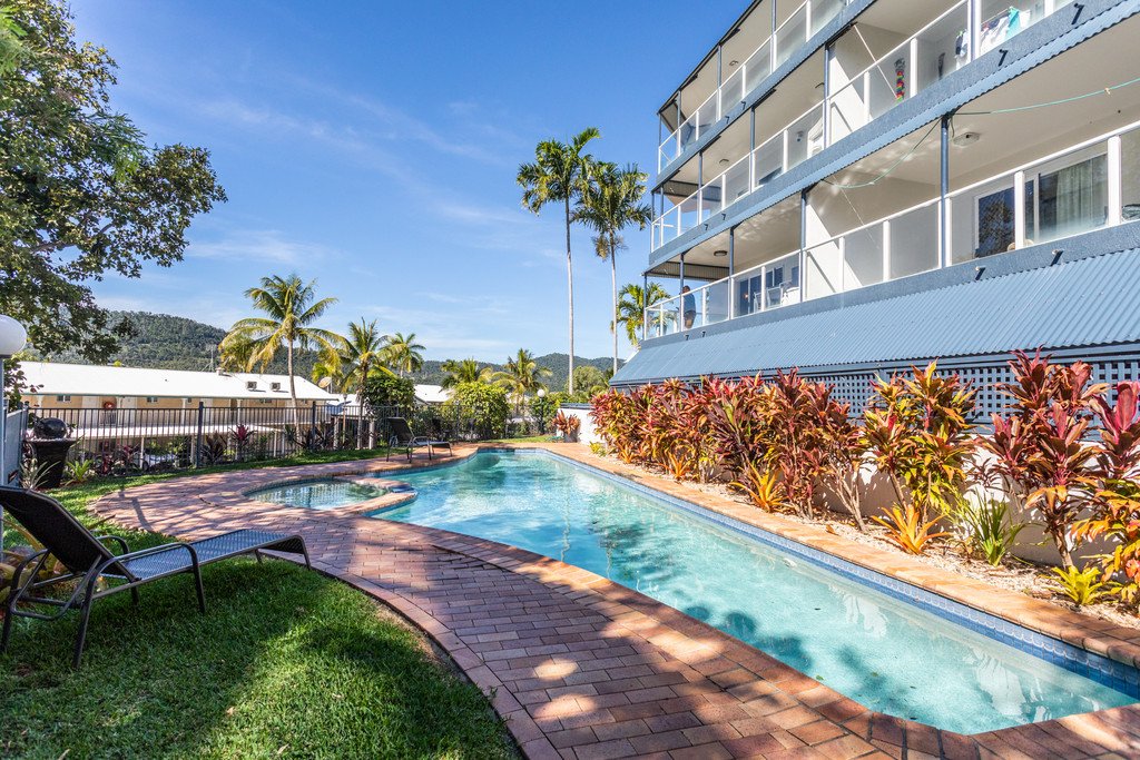 9/9 Hermitage Drive, AIRLIE BEACH QLD 4802