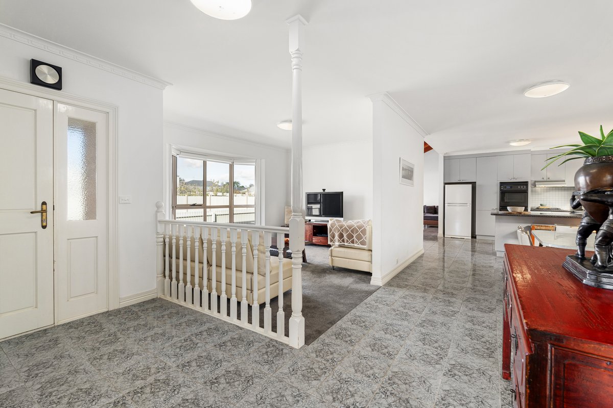 99 Russell Street TOOTGAROOK - Residential for sale