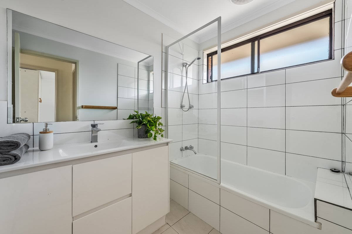 9A Bottlebrush Drive Hoppers Crossing - Residential for sale