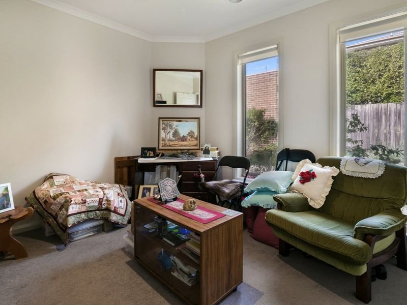 9A Seaview Avenue MORNINGTON - Residential for sale