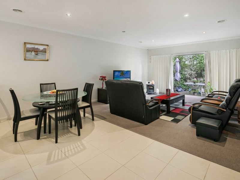 9A Seaview Avenue MORNINGTON - Residential for sale