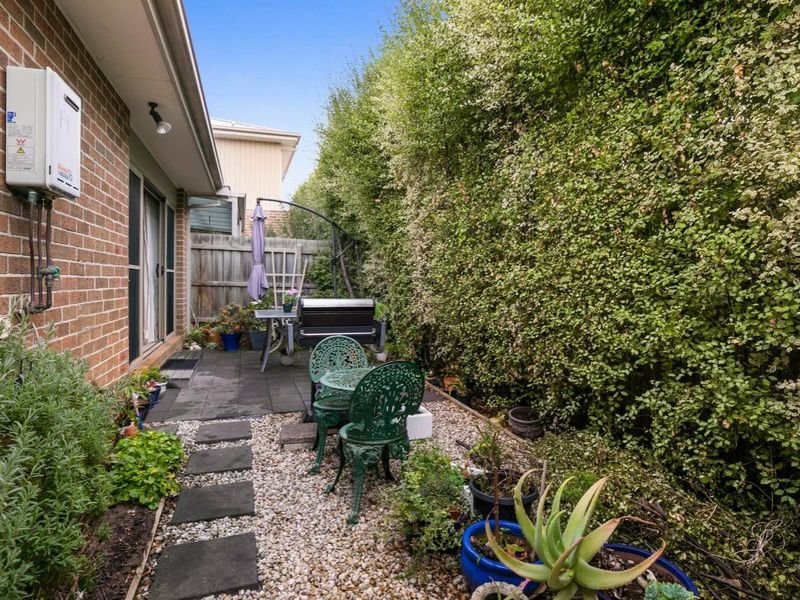 9A Seaview Avenue MORNINGTON - Residential for sale