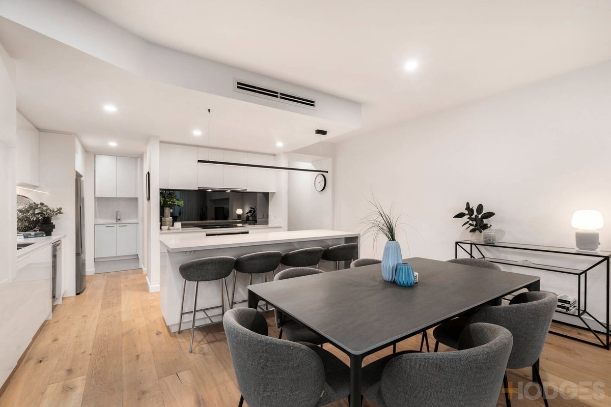 9B Widdop Crescent Hampton East - Residential for sale