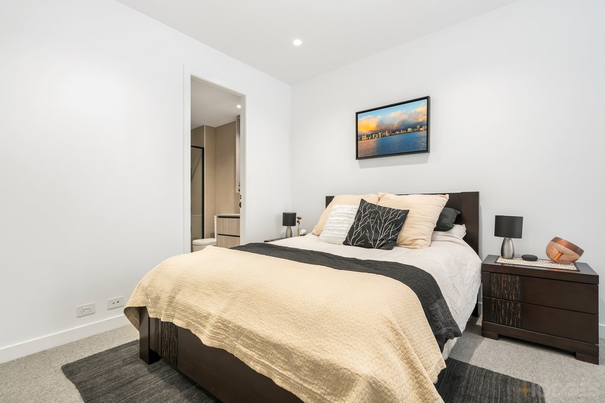 G01 / 216 Bay Road Sandringham - Residential for sale