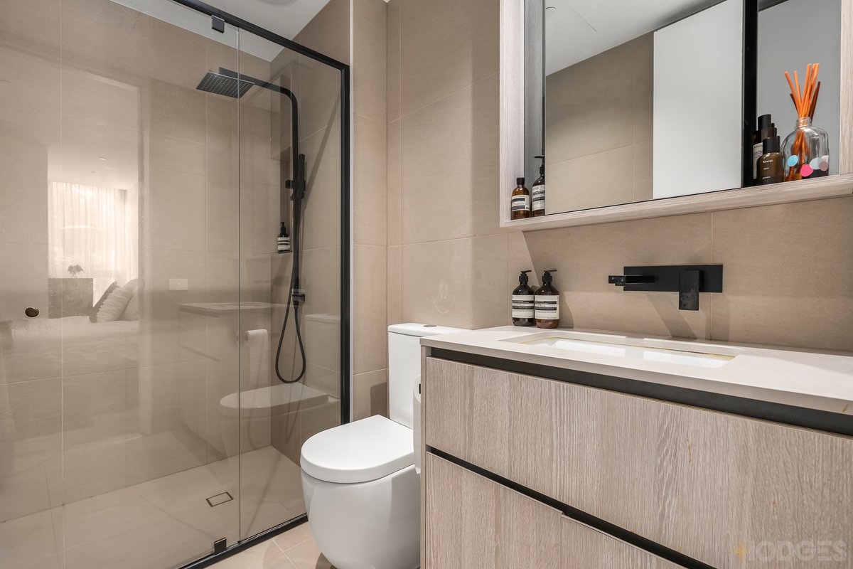 G01 / 216 Bay Road Sandringham - Residential for sale