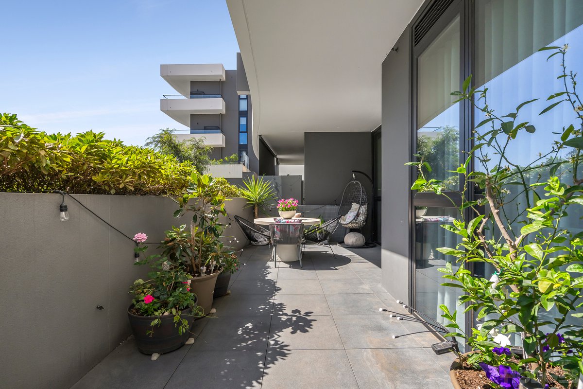 G01 / 216 Bay Road Sandringham - Residential for sale