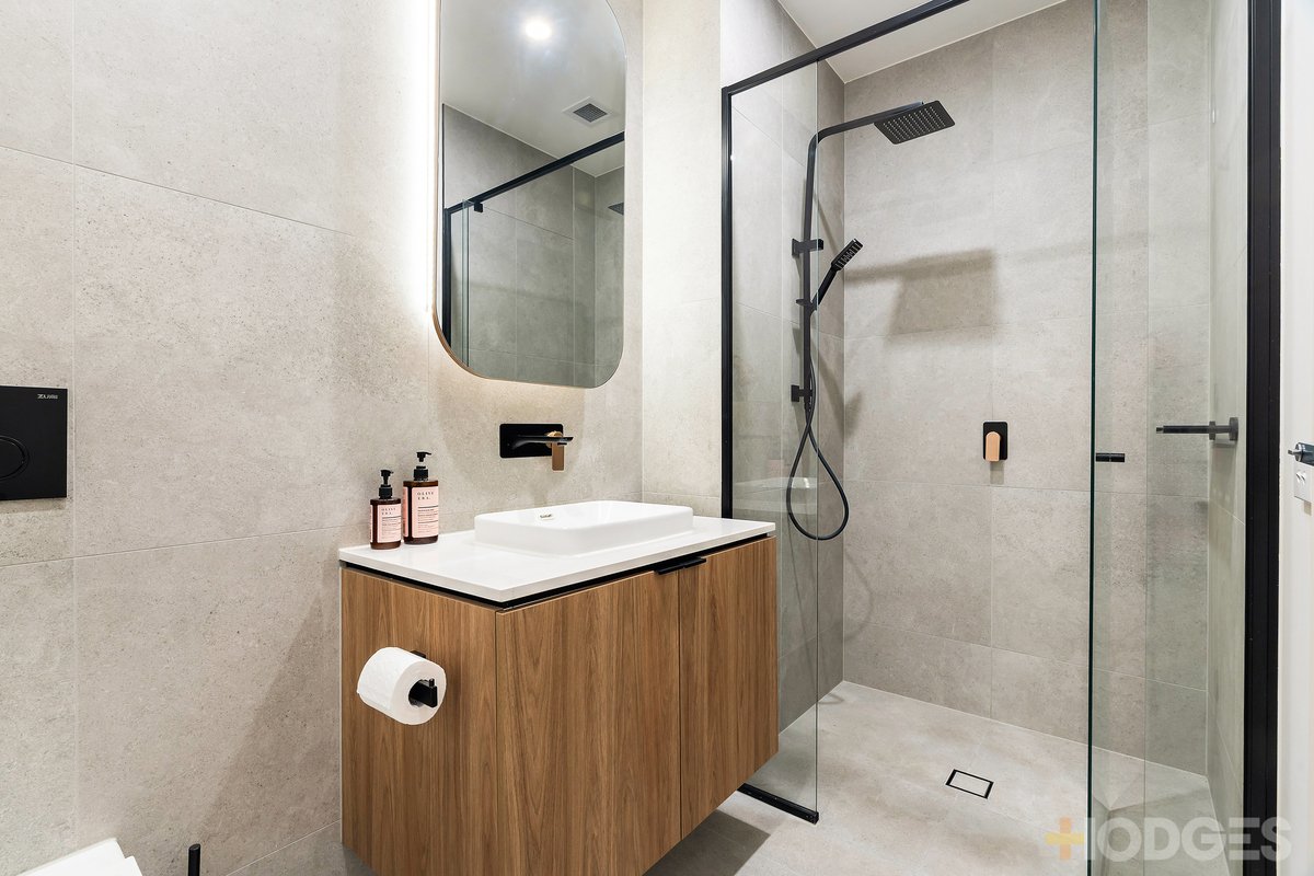 G8 / 1056 Nepean Highway Highett - Residential for sale