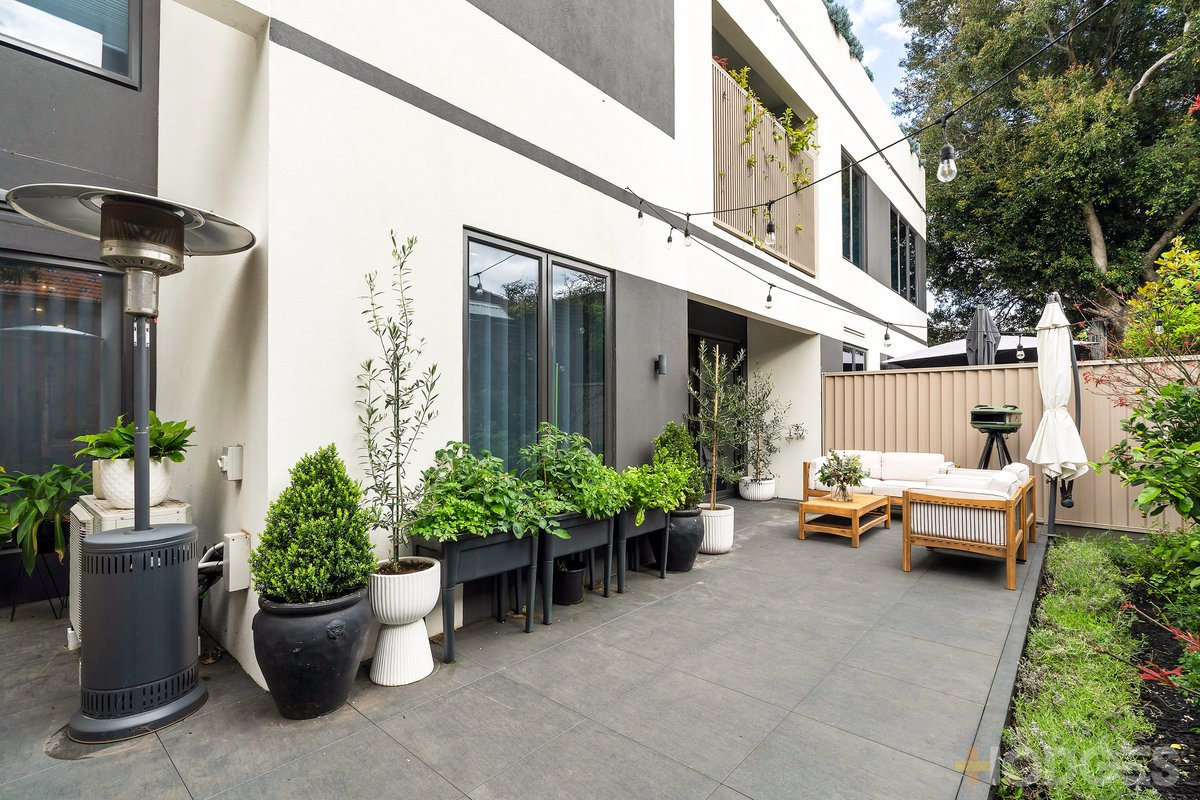 G8 / 1056 Nepean Highway Highett - Residential for sale