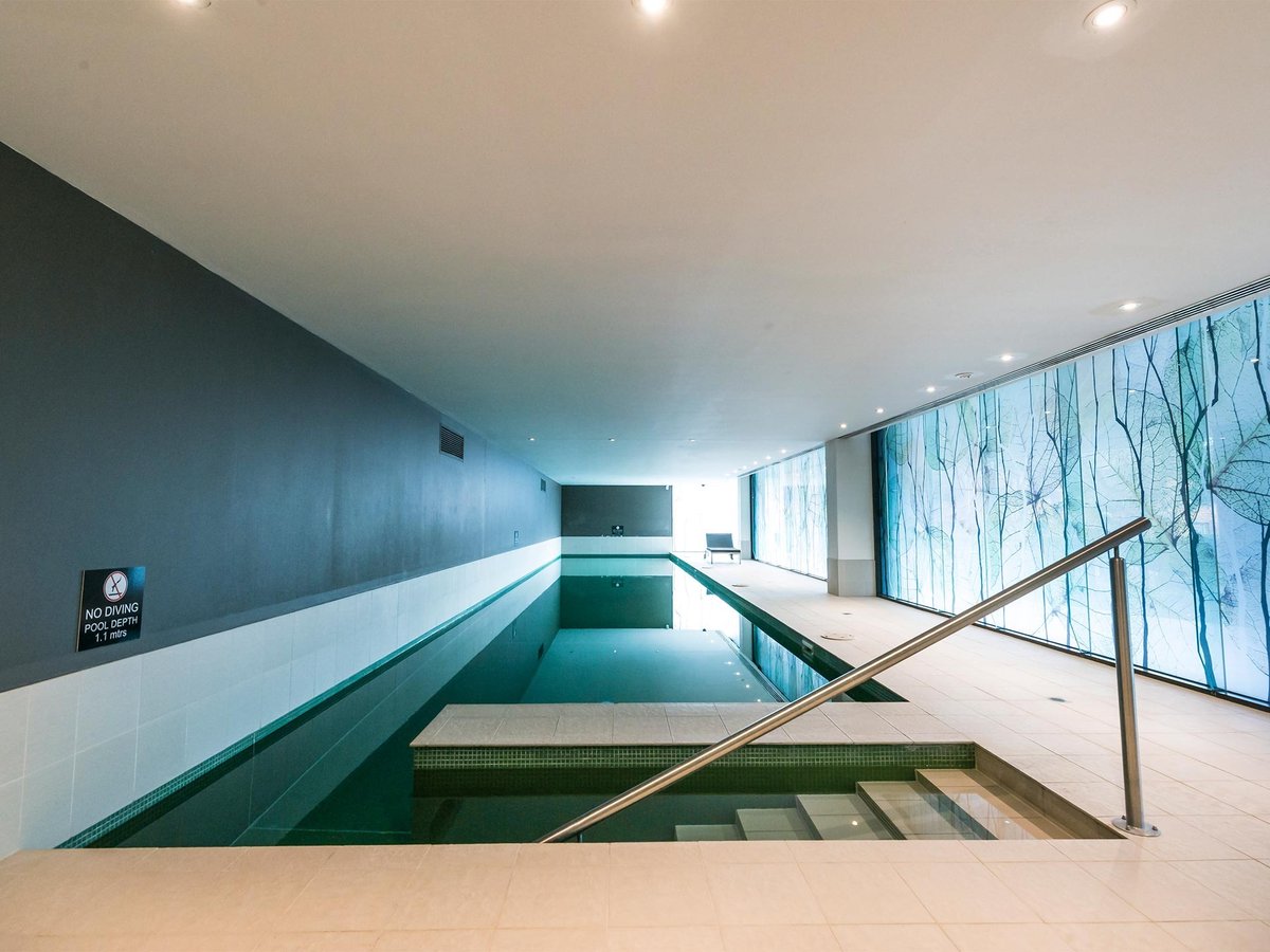 M5 / 55 Queens Road Melbourne - Residential for lease