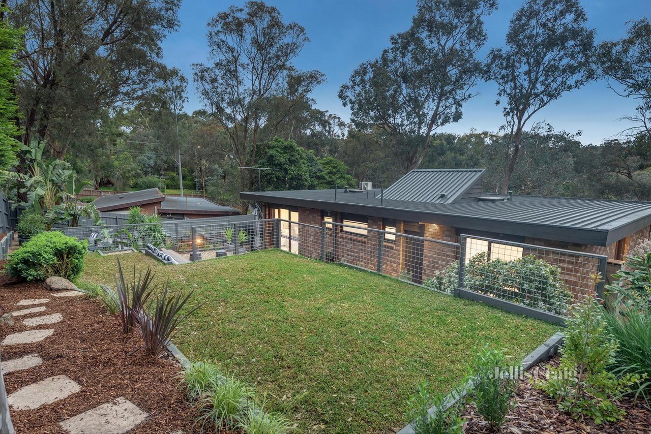 11 Wakefield Close, Eltham North, VIC 3095 House for Sale