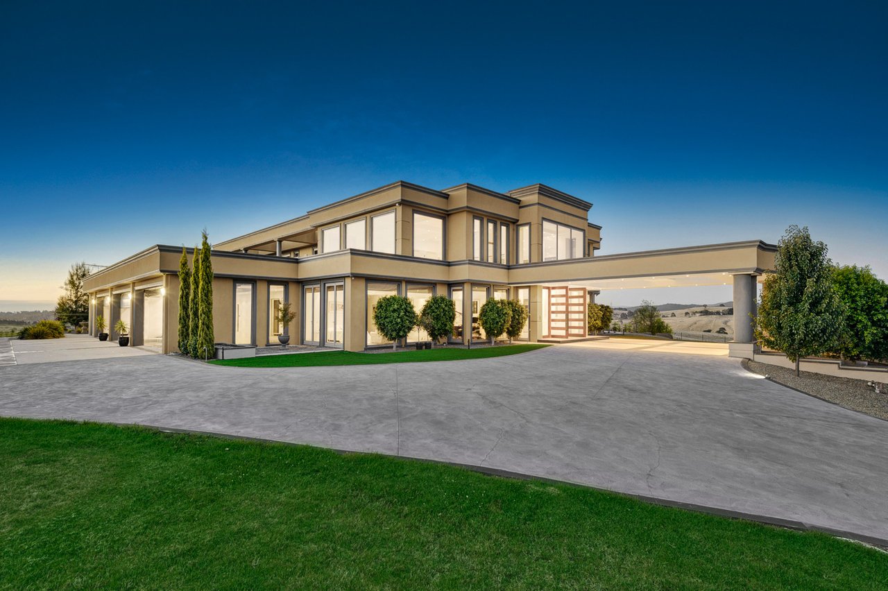 145 Edward Road, Chirnside Park, VIC 3116 House for Sale