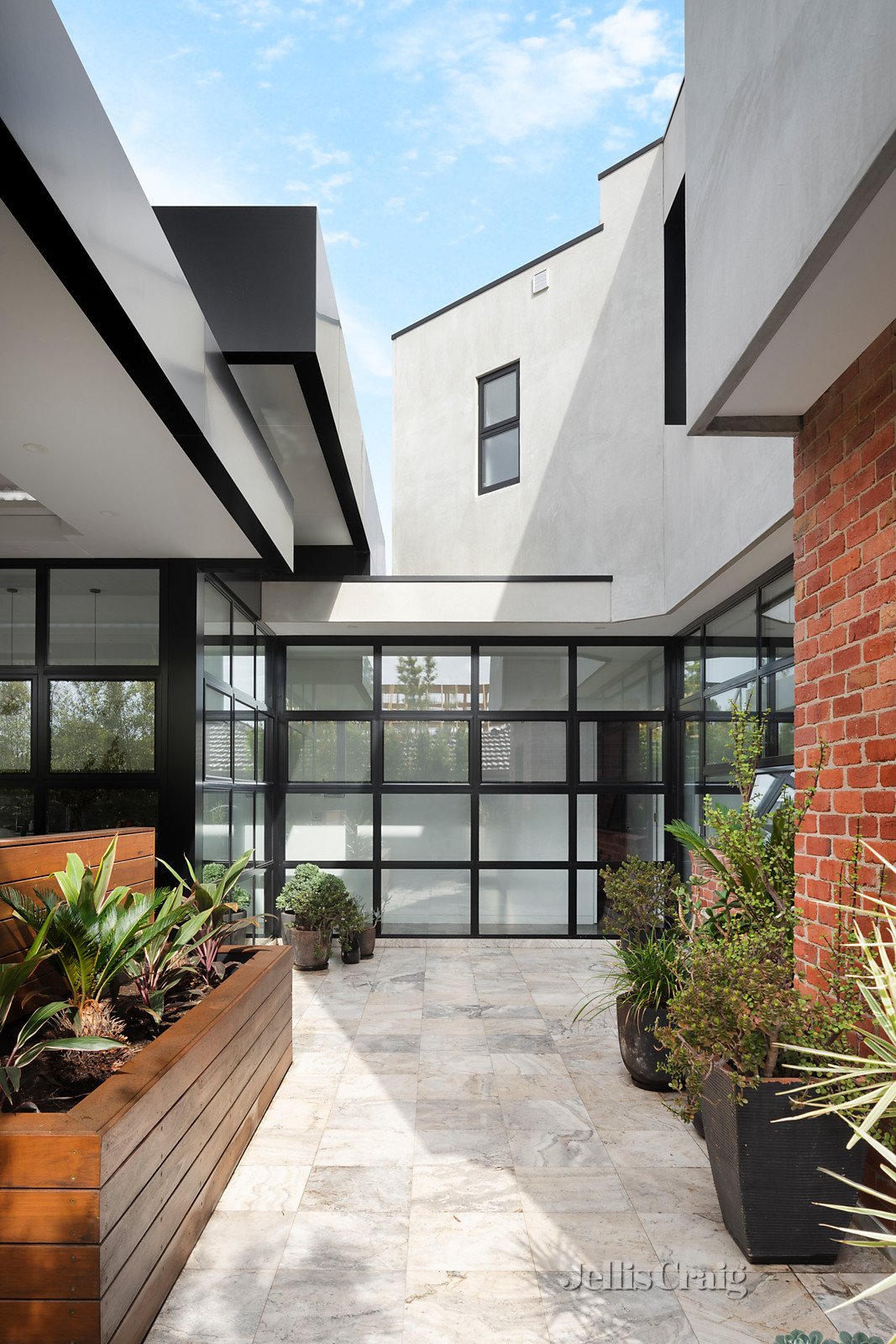 18 Henry Street, Northcote, VIC 3070 House for Sale